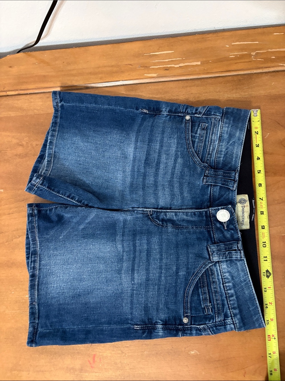 Democracy AbTechnology Denim Bermuda Shorts Size 6 - Picture 3 of 11